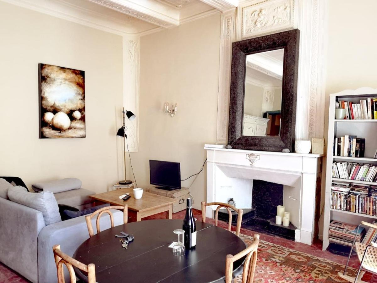 Ancienne maison de maîtres Lourmarin Extérieur photo